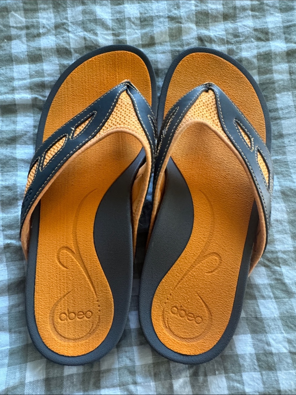 ABEO Alarys Orthotic Thong Sandals - Women’s Size 8 (Orange/Gray)